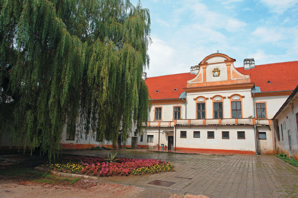 stahovanie-zlate-moravce